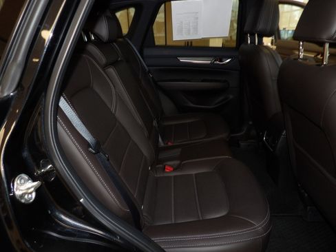 Certified 2025 MAZDA CX-5 Signature image 18