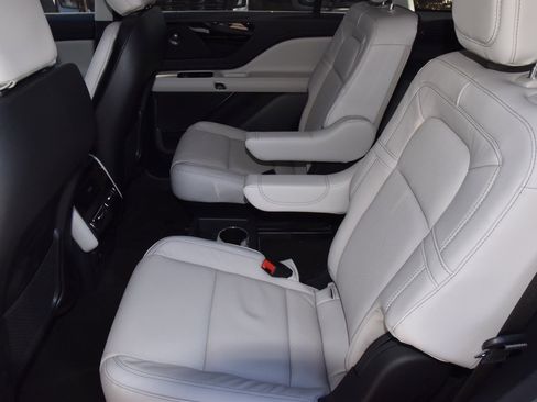 New 2026 Lincoln Aviator Reserve image 21