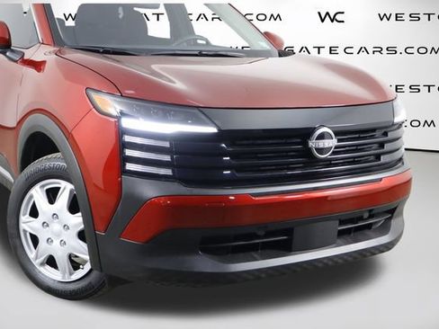 Used 2025 Nissan Kicks SV FWD image 41