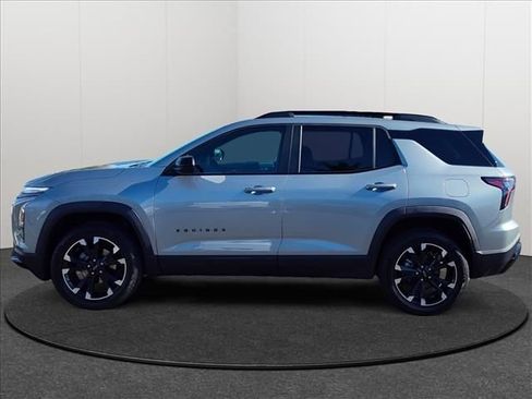 Certified 2025 Chevrolet Equinox RS w/ Convenience Package III image 2