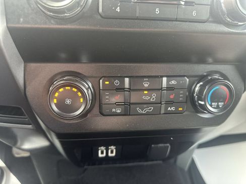 Used 2019 Ford F150 XLT w/ Equipment Group 302A Luxury AWD/4WD image 26