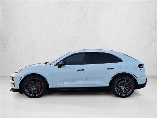 Used 2025 Porsche Macan Turbo Electric AWD/4WD image 9