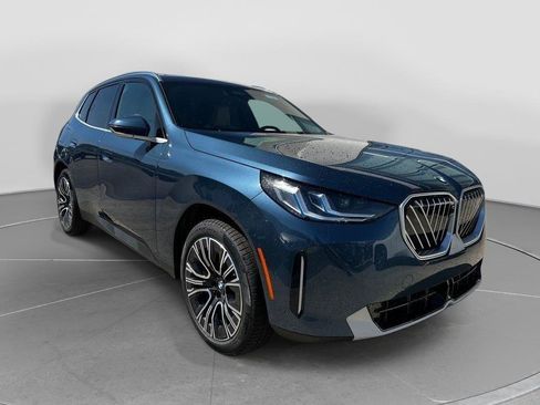 New 2026 BMW X3 xDrive30i w/ Premium Package AWD/4WD image 3