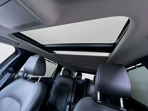 Certified 2025 MAZDA CX-90 Plug-In Hybrid w/Premium Sport image 45