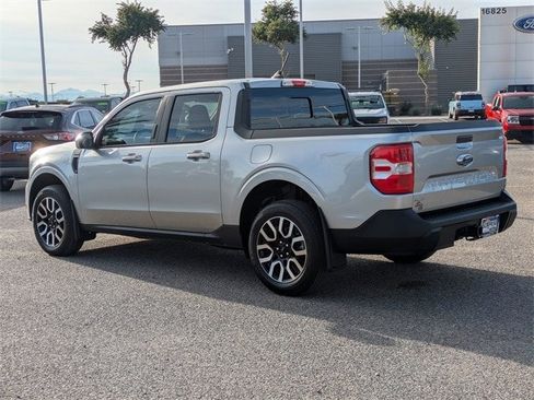 Used 2022 Ford Maverick Lariat image 4