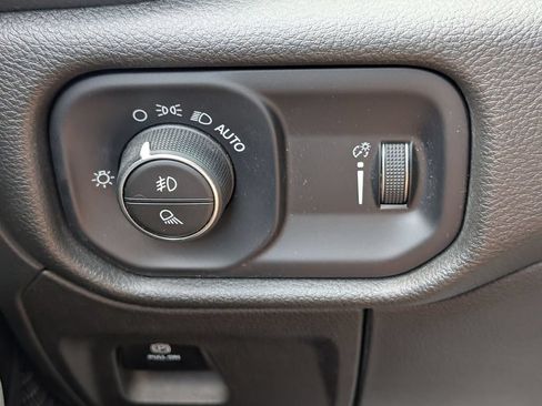 Certified 2022 RAM 1500 Big Horn AWD/4WD image 14