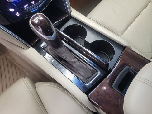 Used 2016 Cadillac XTS Luxury w/ Driver Awareness Package image 26