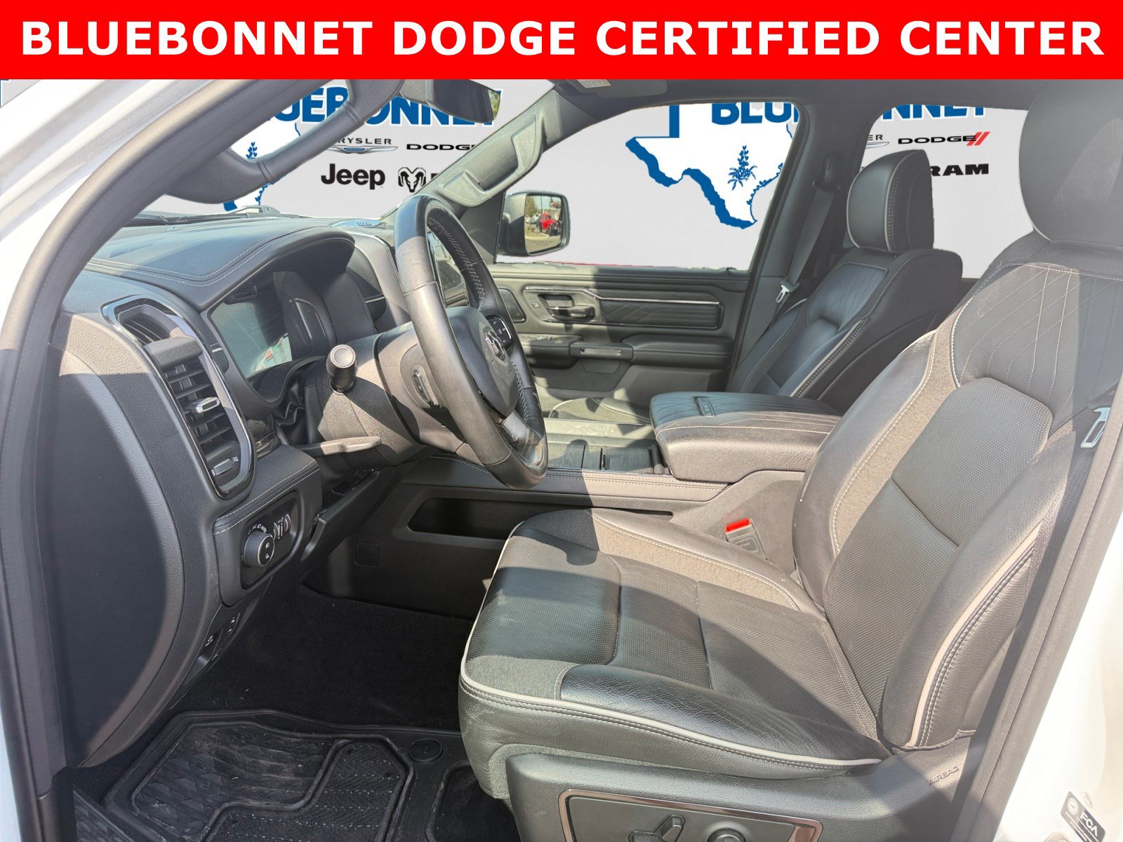 Used 2025 RAM 1500 Limited AWD/4WD image 11