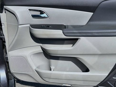 Used 2017 Honda Odyssey EX-L image 31