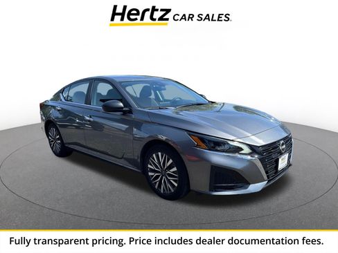 Used 2025 Nissan Altima 2.5 SV FWD image 1