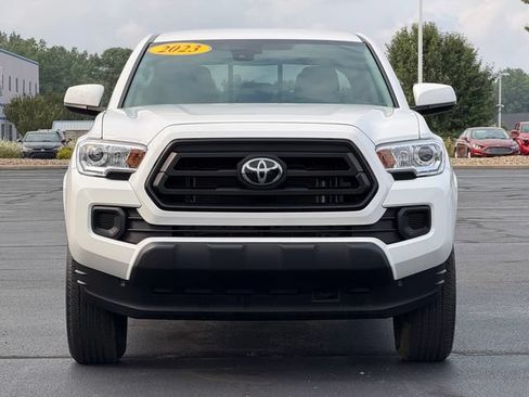 Certified 2023 Toyota Tacoma SR AWD/4WD image 9