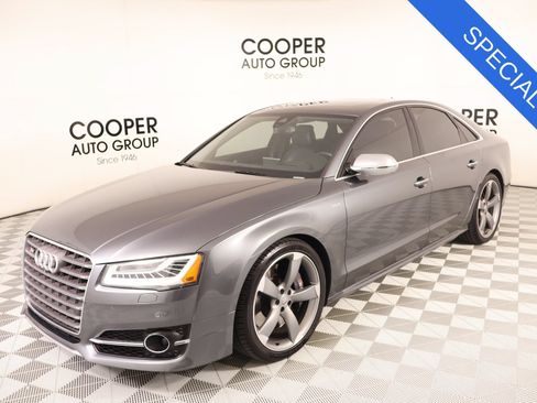 Used 2015 Audi S8 w/ S8 Driver Assistance Package AWD/4WD image 11