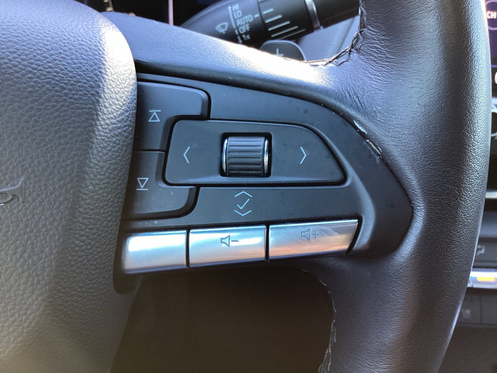 Used 2023 Cadillac CT4 Premium Luxury w/ Climate Package RWD image 19