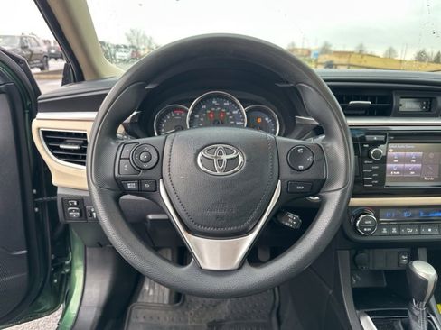 Used 2014 Toyota Corolla LE image 18