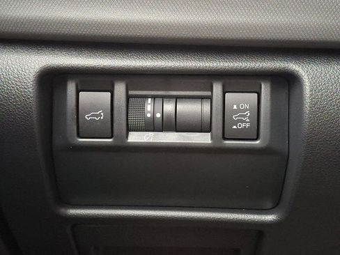 Certified 2025 Subaru Forester Sport image 26