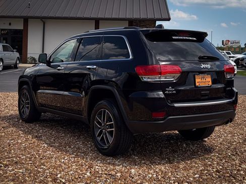 Used 2019 Jeep Grand Cherokee Limited AWD/4WD image 2