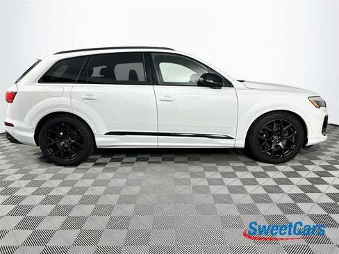 Used 2025 Audi SQ7 Premium Plus AWD/4WD image 8