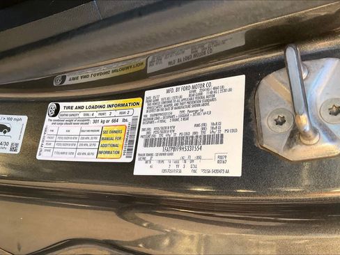 Used 2017 Ford Mustang GT Premium image 32