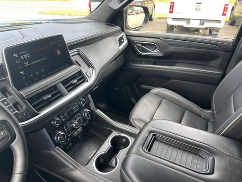 Used 2024 GMC Yukon XL SLT image 37