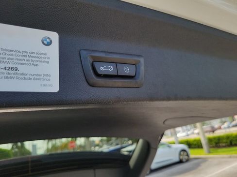 Used 2024 BMW X3 sDrive30i w/ M Sport Package RWD image 31