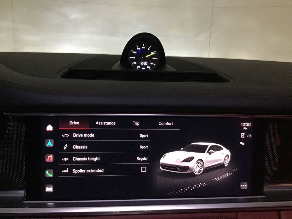 Certified 2023 Porsche Panamera AWD/4WD image 32