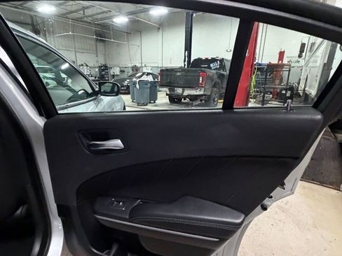 Used 2022 Dodge Charger SXT image 14