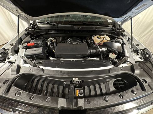 Used 2022 Chevrolet Tahoe Z71 w/ Off-Road Capability Package image 37