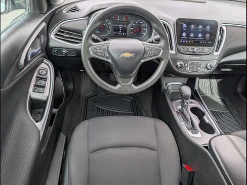 Used 2023 Chevrolet Malibu LT FWD image 8