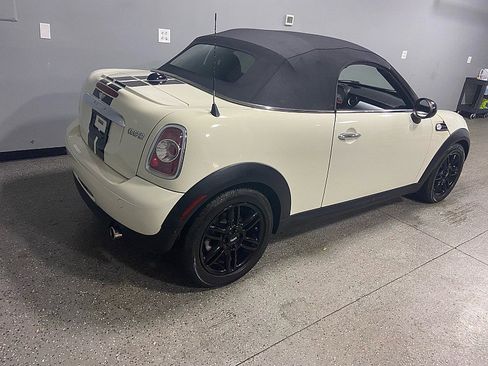 Used 2014 MINI Cooper Roadster image 3