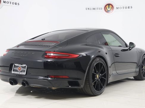 Used 2019 Porsche 911 Carrera T w/ Carrera T Interior Package image 3