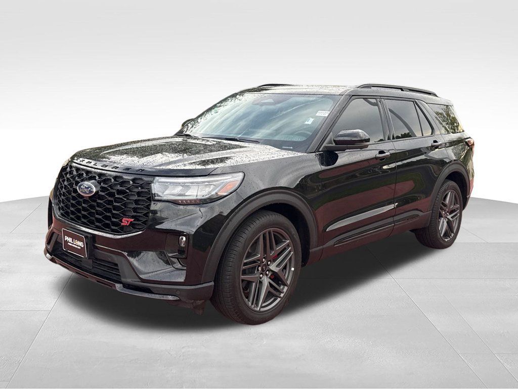 Used 2025 Ford Explorer ST AWD/4WD image 4