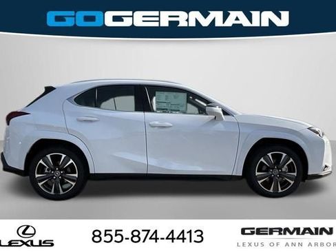 New 2026 Lexus UX 300h AWD image 10