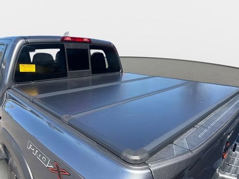 Certified 2022 Nissan Frontier Pro-X image 15