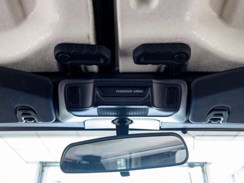 Certified 2024 Jeep Gladiator Sport image 18