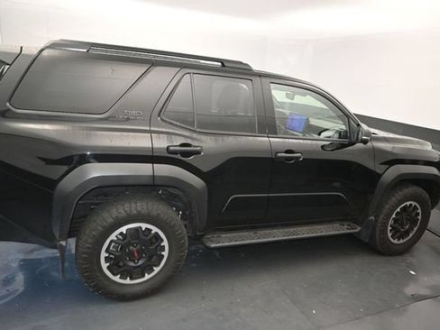 Used 2025 Toyota 4Runner TRD Off-Road Premium AWD/4WD image 10
