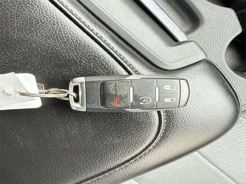 Used 2023 RAM 2500 Big Horn w/ Level 1 Equipment Group image 32