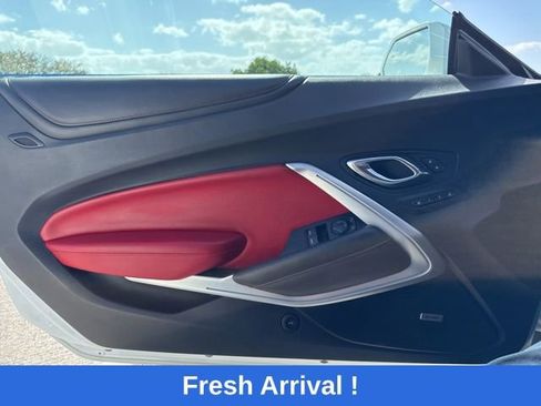 Used 2016 Chevrolet Camaro LT image 10