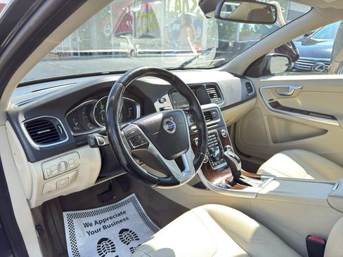 Used 2015 Volvo S60 T5 Platinum FWD image 13