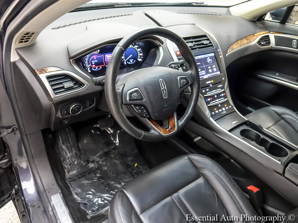 Used 2013 Lincoln MKZ FWD image 10