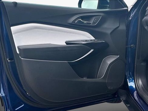 Used 2024 Chevrolet Trax LT w/ Driver Confidence Package FWD image 16