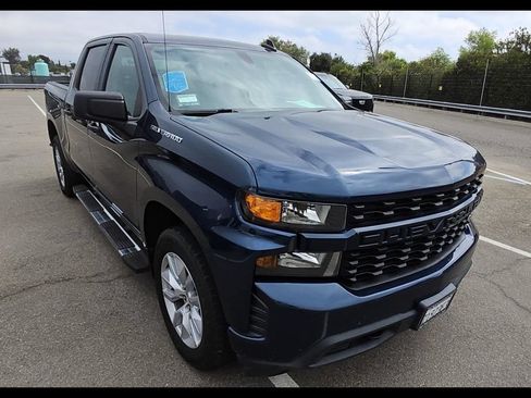 Used 2021 Chevrolet Silverado 1500 Custom RWD image 2