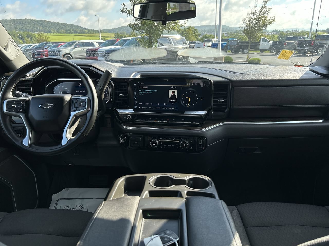 Used 2023 Chevrolet Silverado 1500 RST AWD/4WD image 17