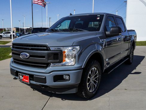 Used 2019 Ford F150 XLT w/ Equipment Group 302A Luxury AWD/4WD image 4