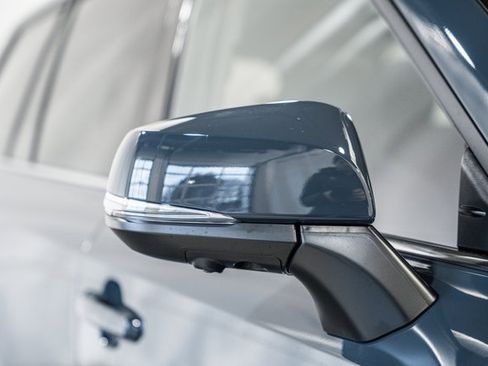 New 2026 Toyota Grand Highlander Limited image 16