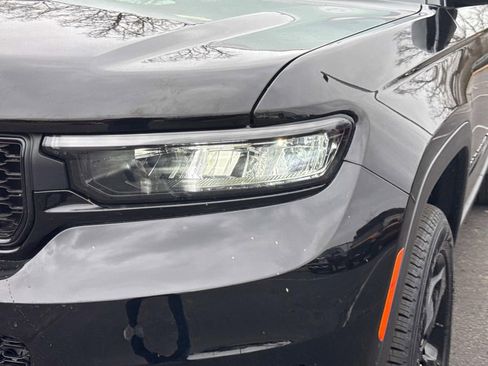 New 2025 Jeep Grand Cherokee L Limited w/ Black Appearance Package image 12