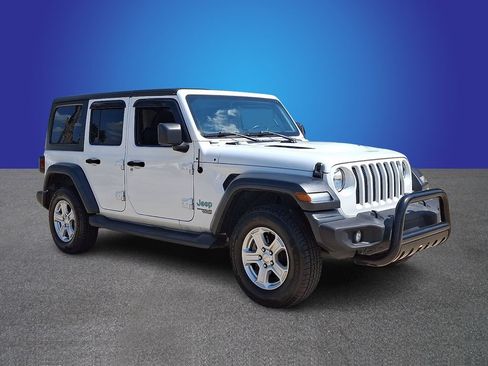 Used 2020 Jeep Wrangler Unlimited Sport S AWD/4WD image 3