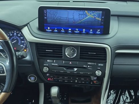 Used 2020 Lexus RX 350L Premium w/ Premium Package AWD/4WD image 22