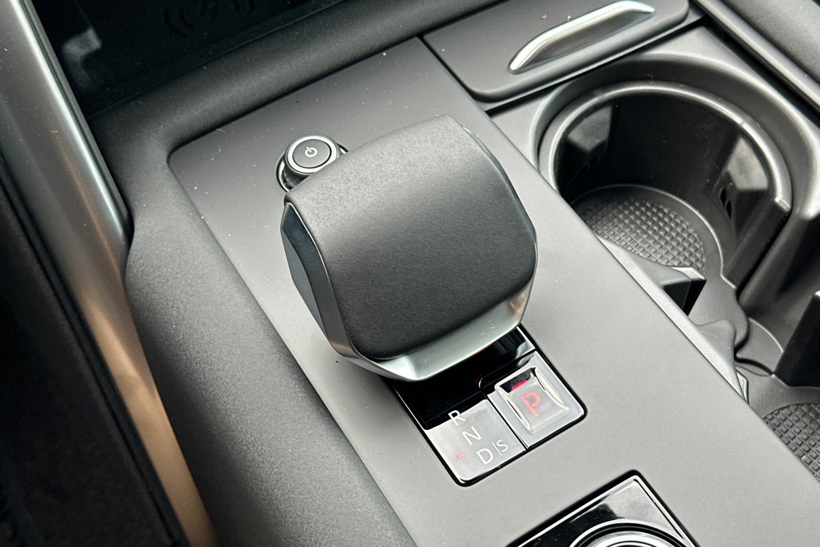 New 2026 Land Rover Discovery Limited Edition AWD/4WD image 23