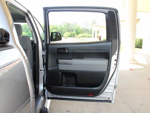 Used 2012 Toyota Tundra 4x4 CrewMax w/ TRD Off-Road Pkg image 30