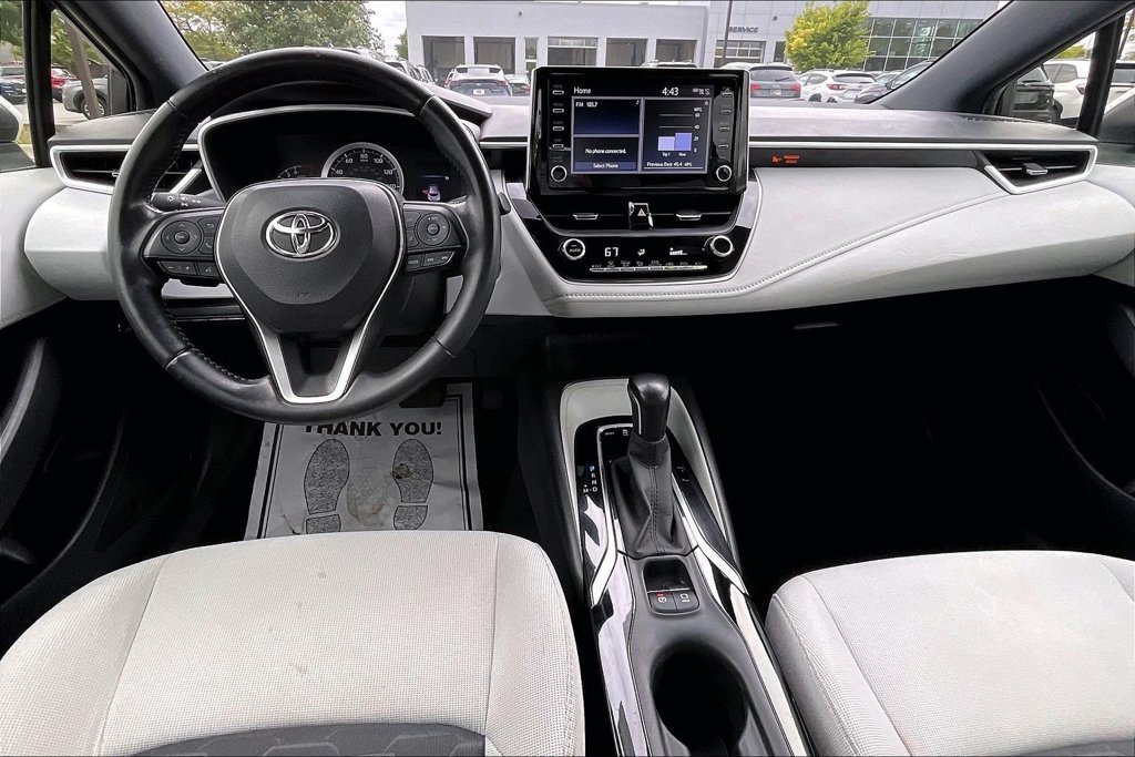 Used 2019 Toyota Corolla SE FWD image 18